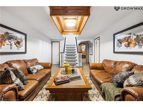 149 Miller Drive, Ancaster, ON - Indoor Photo Showing Living Room