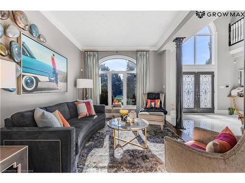 149 Miller Drive, Ancaster, ON - Indoor Photo Showing Living Room