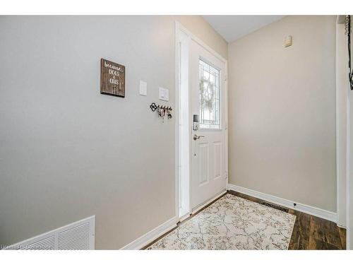 633 Amelia Crescent, Burlington, ON - Indoor Photo Showing Other Room