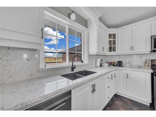 626 Haldimand Road 50 Road, Cayuga, ON - Indoor Photo Showing Kitchen With Double Sink