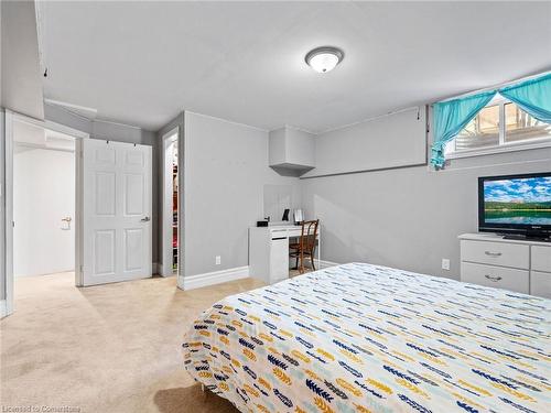 16629 Side Road 22, Halton Hills, ON - Indoor Photo Showing Bedroom