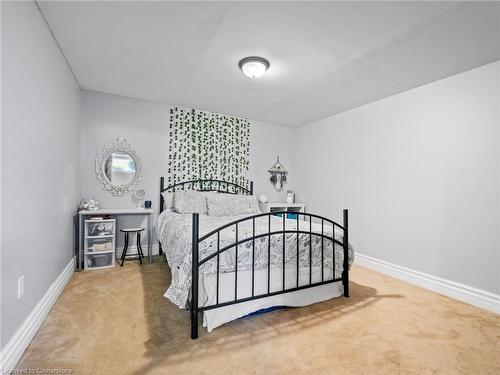 16629 Side Road 22, Halton Hills, ON - Indoor Photo Showing Bedroom