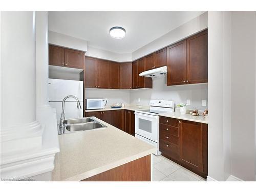 4847 Valera Road, Burlington, ON - Indoor Photo Showing Kitchen With Double Sink