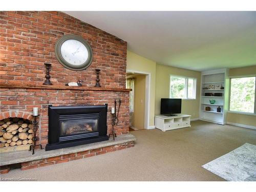 1282 Governors Road, Dundas, ON - Indoor Photo Showing Living Room With Fireplace