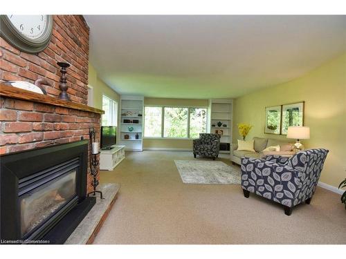 1282 Governors Road, Dundas, ON - Indoor Photo Showing Living Room With Fireplace