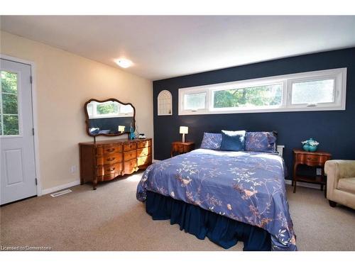 1282 Governors Road, Dundas, ON - Indoor Photo Showing Bedroom