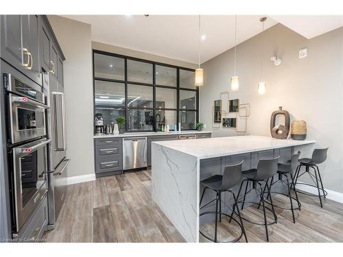 102-1 Redfern Avenue, Hamilton, ON - Indoor Photo Showing Kitchen With Stainless Steel Kitchen With Upgraded Kitchen