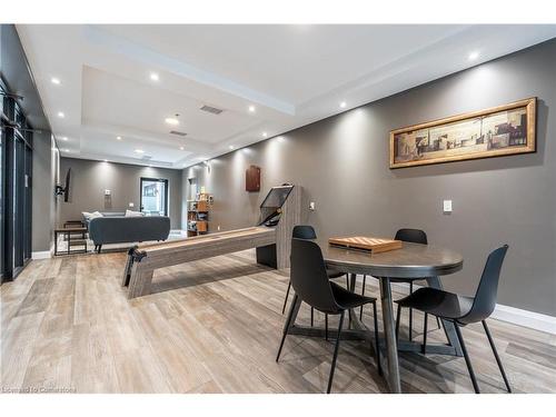 102-1 Redfern Avenue, Hamilton, ON - Indoor Photo Showing Dining Room