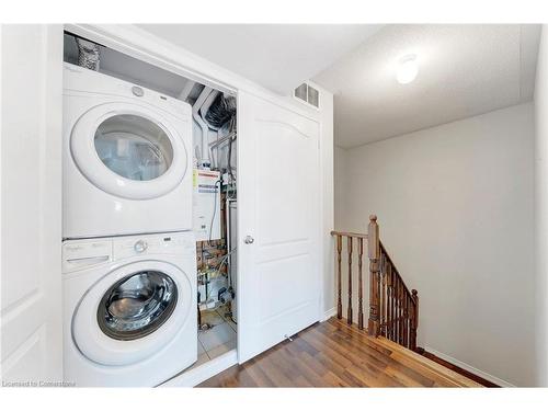 14-2480 Post Road, Oakville, ON - Indoor Photo Showing Laundry Room