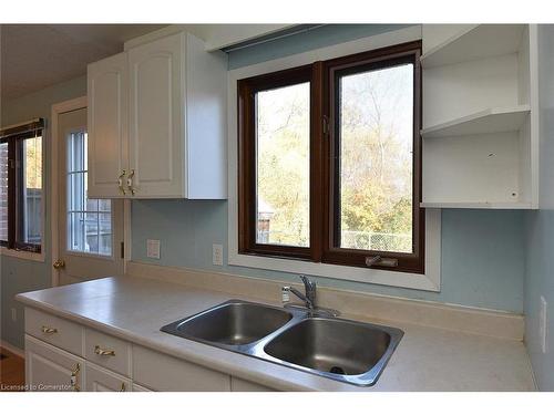 21-24 Richardson Street Sw, Port Dover, ON - Indoor Photo Showing Kitchen With Double Sink