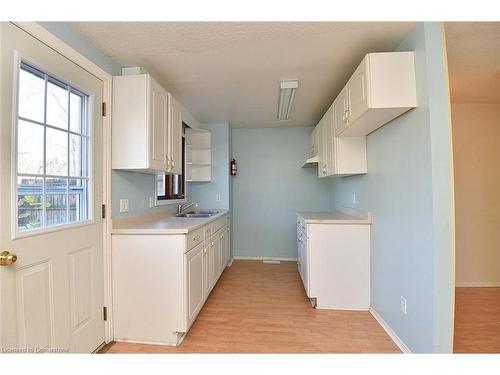 21-24 Richardson Street Sw, Port Dover, ON - Indoor Photo Showing Kitchen With Double Sink