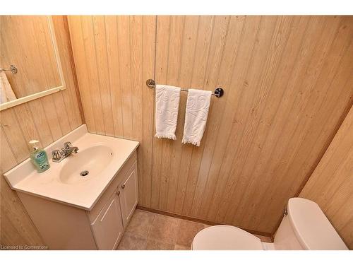 21-24 Richardson Street Sw, Port Dover, ON - Indoor Photo Showing Bathroom