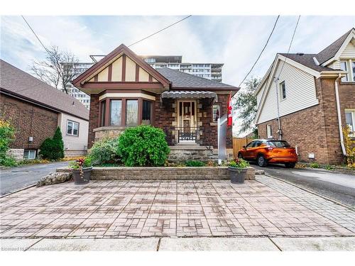 11 Wesanford Place, Hamilton, ON - Outdoor With Facade