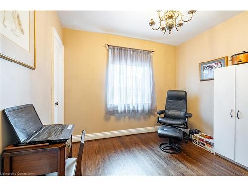 11 Wesanford Place, Hamilton, ON - Indoor