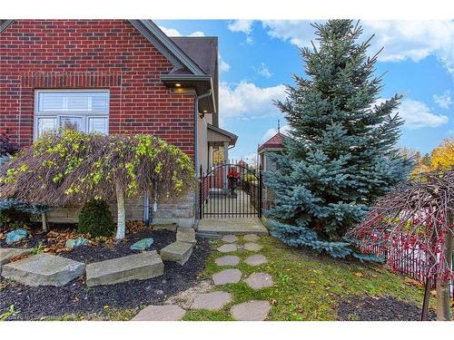 4 Valiant Circle, Binbrook, ON - Outdoor