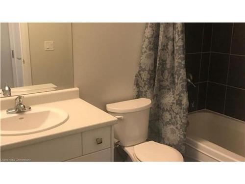 612-112 King Street E, Hamilton, ON - Indoor Photo Showing Bathroom