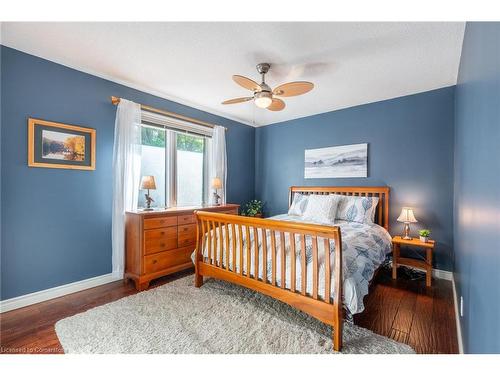 40 John Martin Court, Flamborough, ON - Indoor Photo Showing Bedroom