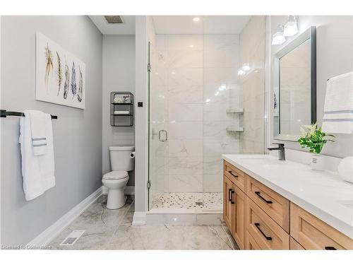 781 South Coast Drive, Peacock Point, ON - Indoor Photo Showing Bathroom