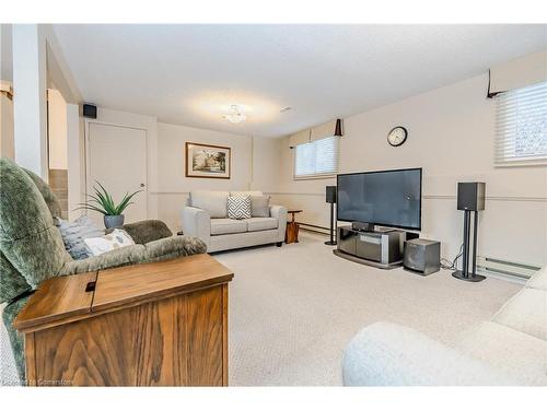 2 Jodi Place, Guelph, ON - Indoor Photo Showing Other Room