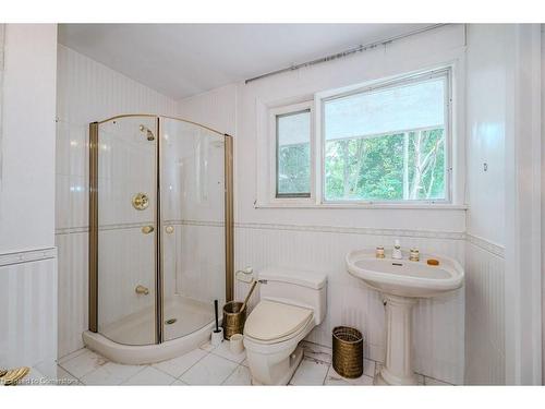 3 Edgehill Road, Toronto, ON - Indoor Photo Showing Bathroom