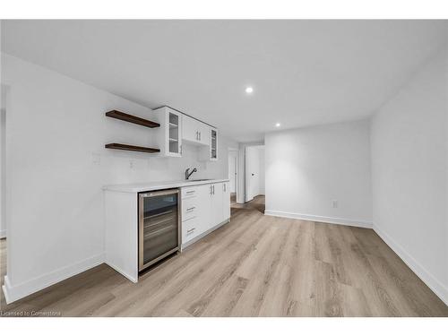 875 Fennell Avenue E, Hamilton, ON - Indoor Photo Showing Other Room