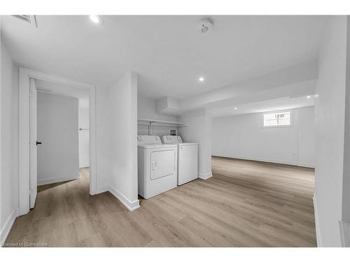 875 Fennell Avenue E, Hamilton, ON - Indoor Photo Showing Laundry Room