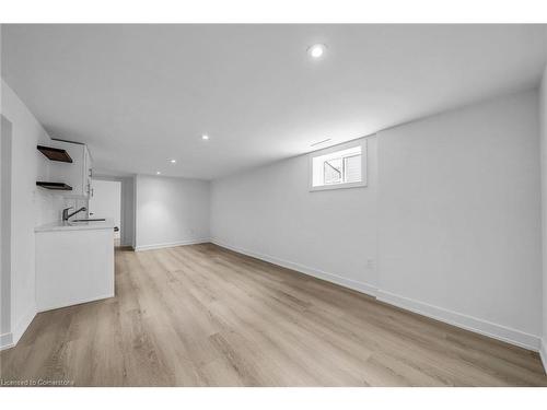 875 Fennell Avenue E, Hamilton, ON - Indoor Photo Showing Other Room