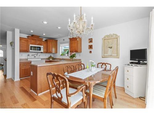 3918 Pleasantview Lane, Lincoln, ON - Indoor Photo Showing Dining Room