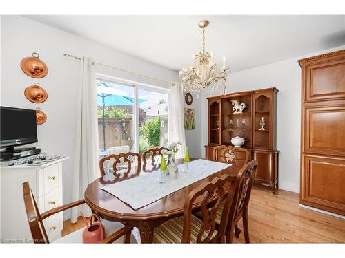 3918 Pleasantview Lane, Lincoln, ON - Indoor Photo Showing Dining Room