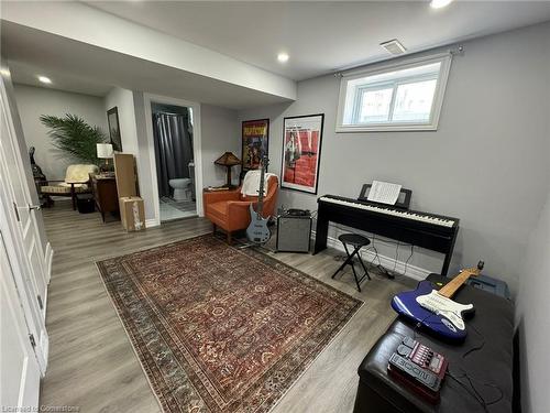 29 Birchcliffe Crescent, Hamilton, ON - Indoor Photo Showing Other Room