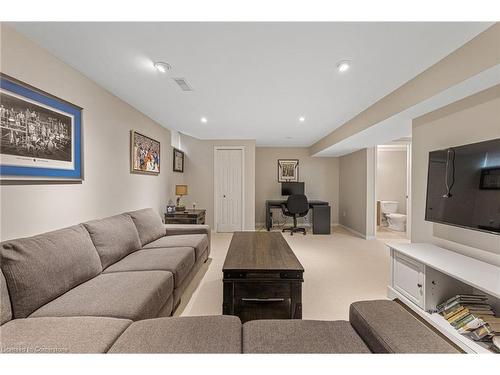 30 Rosewell Street, Hamilton, ON - Indoor Photo Showing Living Room