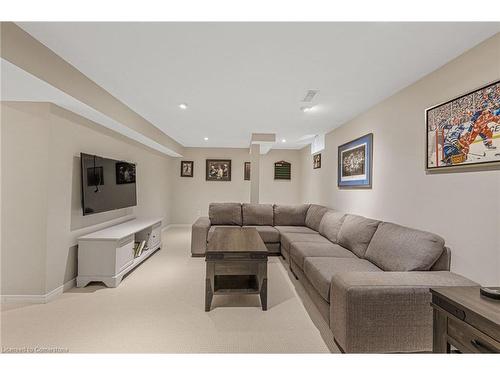 30 Rosewell Street, Hamilton, ON - Indoor Photo Showing Living Room