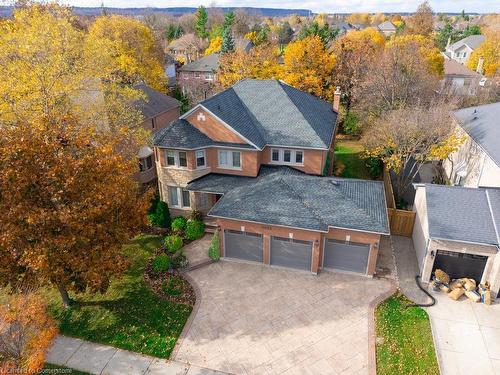 2095 Simcoe Drive, Burlington, ON - Outdoor