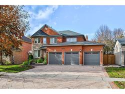 2095 Simcoe Drive  Burlington, ON L7M 4E8