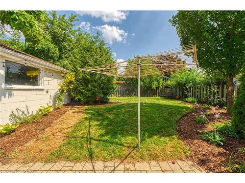 5 Burrwood Drive, Hamilton, ON 