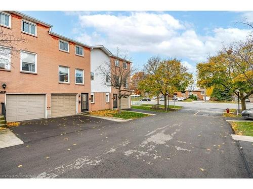 14-1255 Upper Gage Avenue, Hamilton, ON - Outdoor