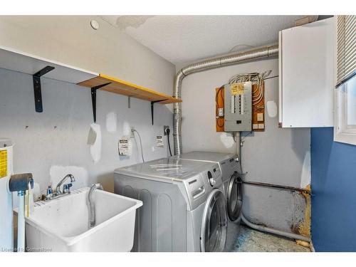 14-1255 Upper Gage Avenue, Hamilton, ON - Indoor Photo Showing Laundry Room