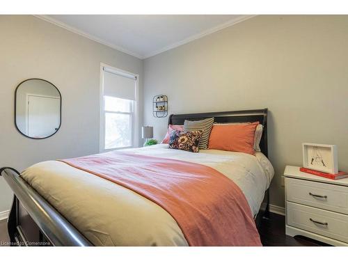 220 Hughson Street N, Hamilton, ON - Indoor Photo Showing Bedroom