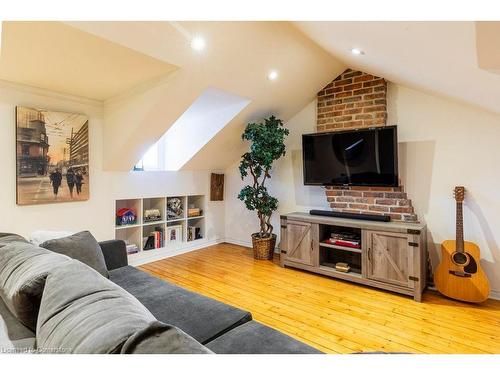 220 Hughson Street N, Hamilton, ON - Indoor Photo Showing Living Room