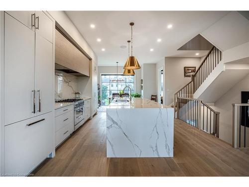 11 Church Street, Ancaster, ON - Indoor Photo Showing Kitchen With Upgraded Kitchen