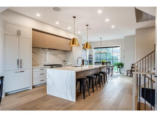 11 Church Street, Ancaster, ON - Indoor Photo Showing Kitchen With Upgraded Kitchen