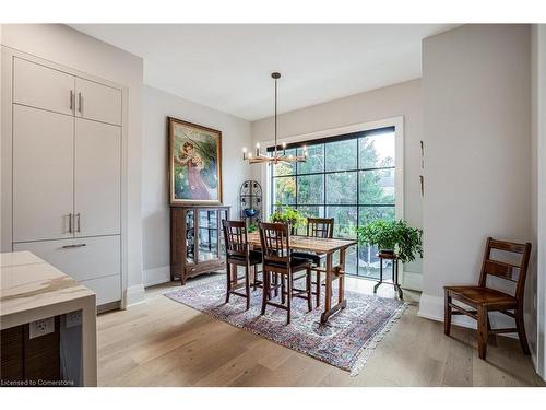 11 Church Street, Ancaster, ON - Indoor Photo Showing Dining Room