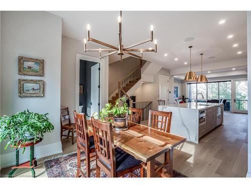 11 Church Street, Ancaster, ON - Indoor Photo Showing Dining Room