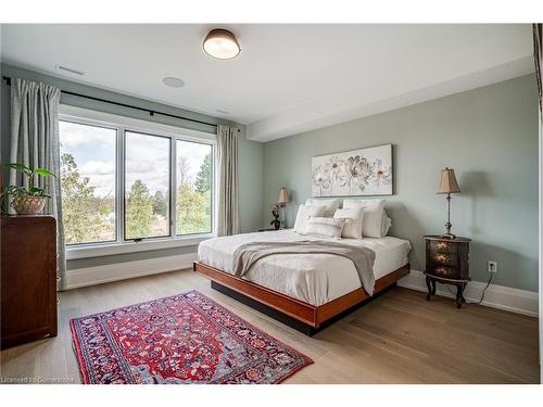 11 Church Street, Ancaster, ON - Indoor Photo Showing Bedroom