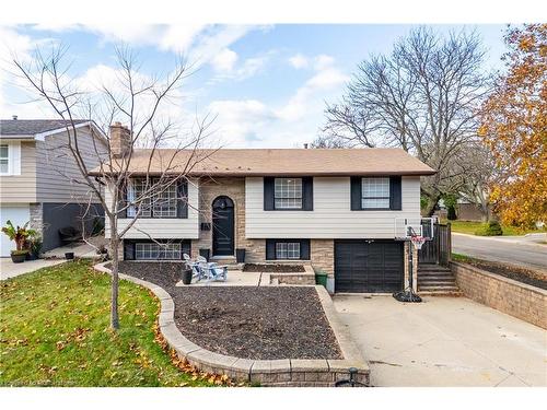 205 Hanover Place, Hamilton, ON - Outdoor With Facade