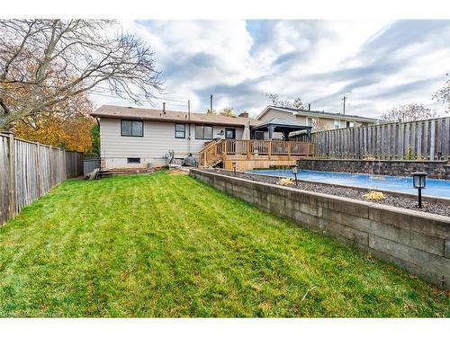 205 Hanover Place, Hamilton, ON - Outdoor With Backyard