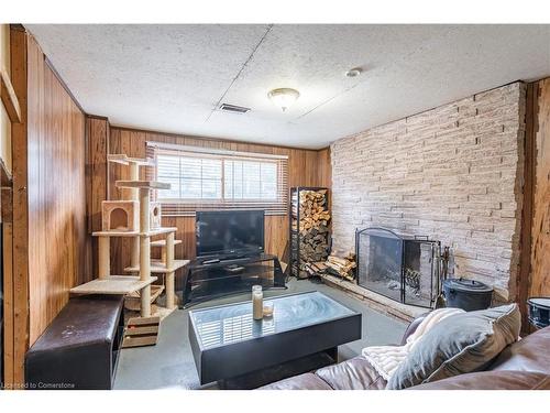 205 Hanover Place, Hamilton, ON - Indoor Photo Showing Living Room With Fireplace