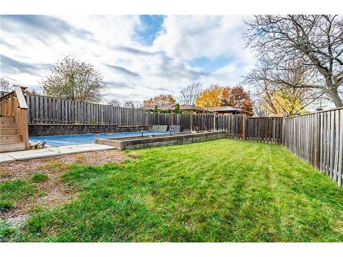 205 Hanover Place, Hamilton, ON - Outdoor With Backyard