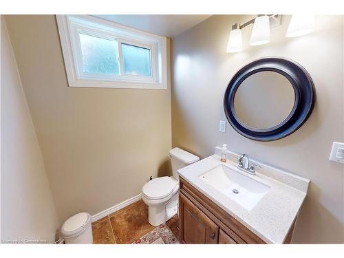 6436 Armstrong Drive, Niagara Falls, ON - Indoor Photo Showing Bathroom