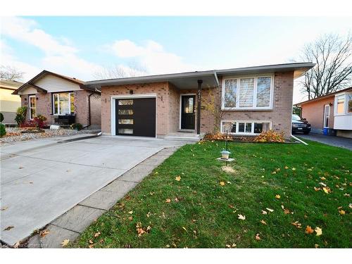 6436 Armstrong Drive, Niagara Falls, ON - Outdoor With Facade